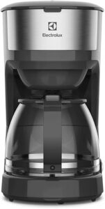 Cafeteira elétrica Electrolux ECM20 inox preta com jarra de vidro e capacidade para 30 xícaras